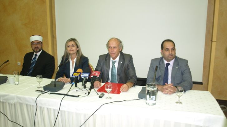 Gümülcine Belediyesi`nde ilk Türk listesi kuruldu