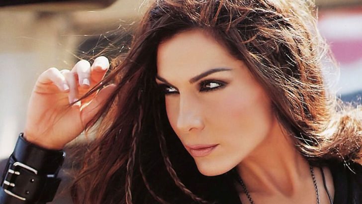 Despina Vandi – Anaveis Foties