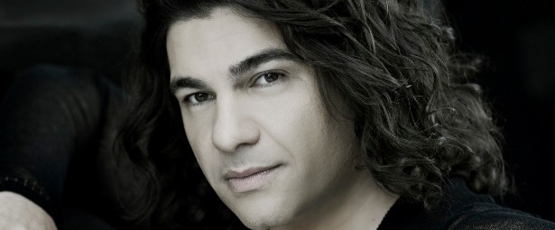 Nikos Kourkoulis – Ta Zeimpekika