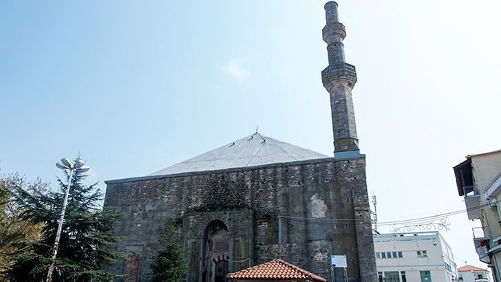 Tarihi Dimetoka Camii…