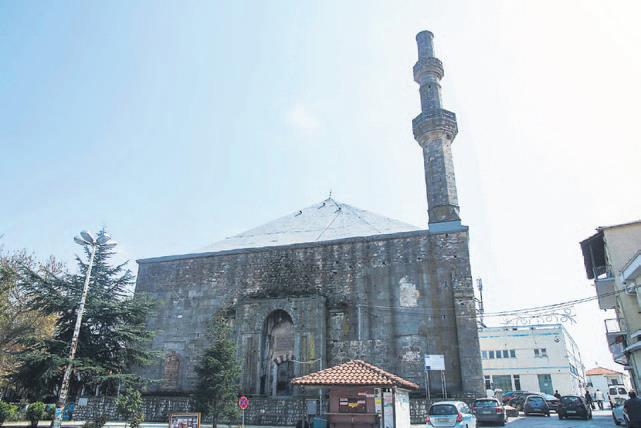 Yunanistan’da Beyazıt Camisi’nde kundaklama şüphesi