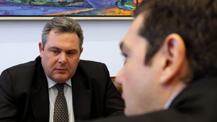 SYRIZA çatırdıyor