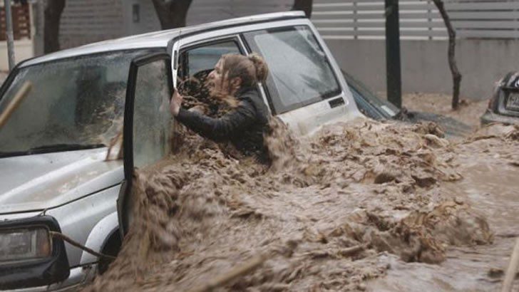 Yunanistan’da yeni sel endişesi